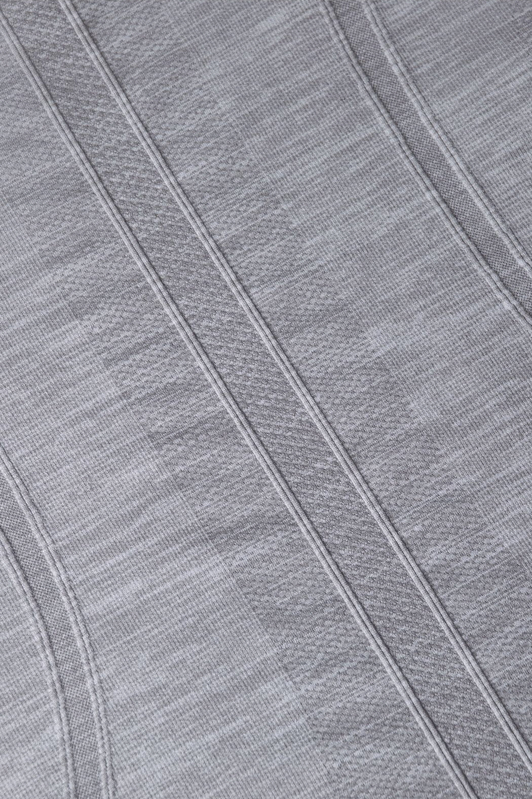 Shanti Seamless Breathable Tee