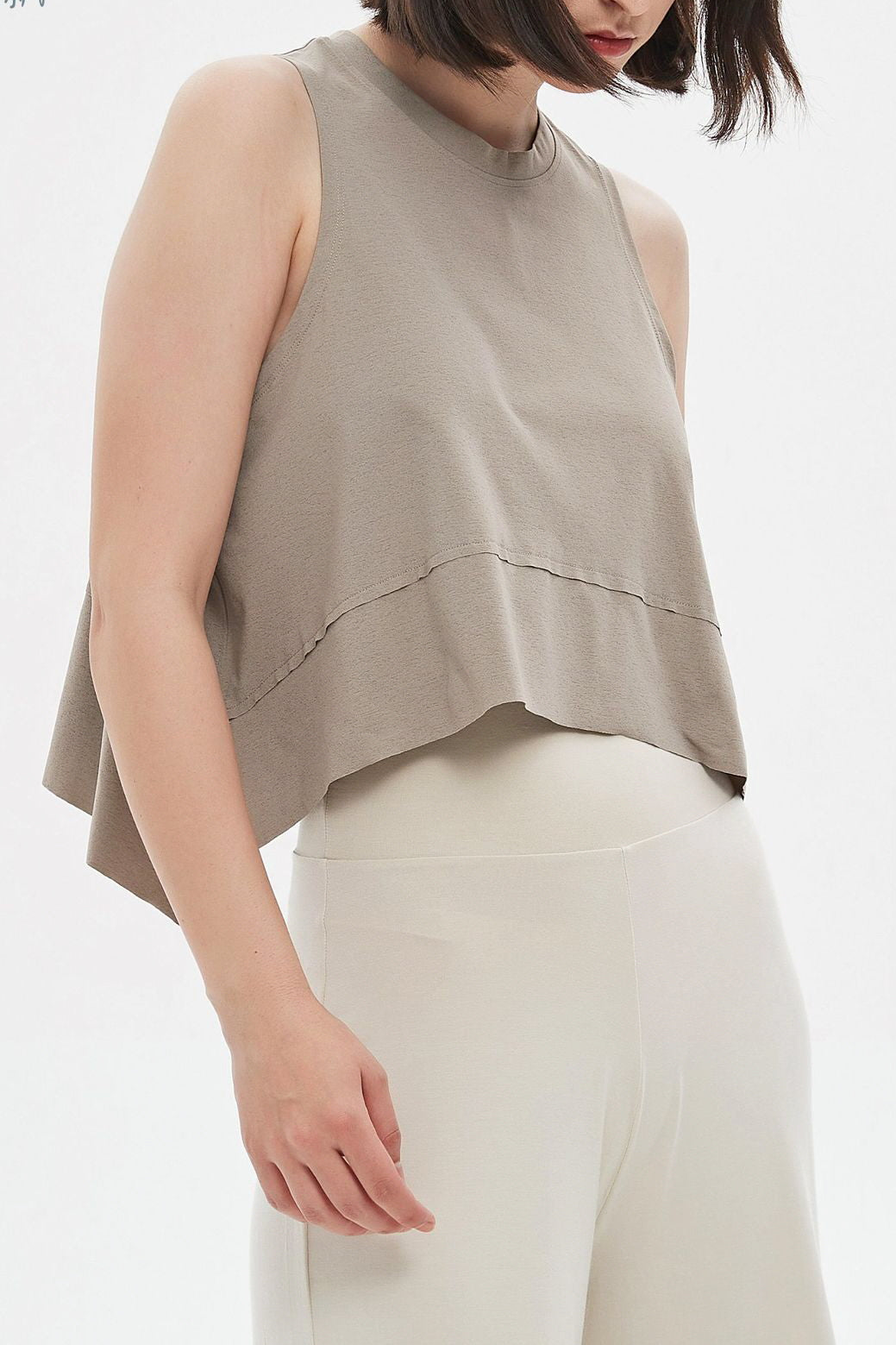 Ease Crop Tank