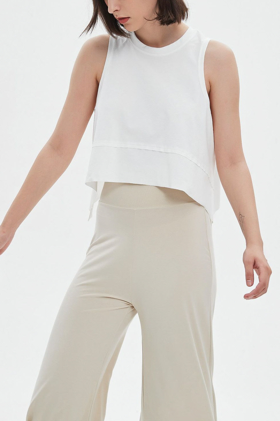 Ease Crop Tank