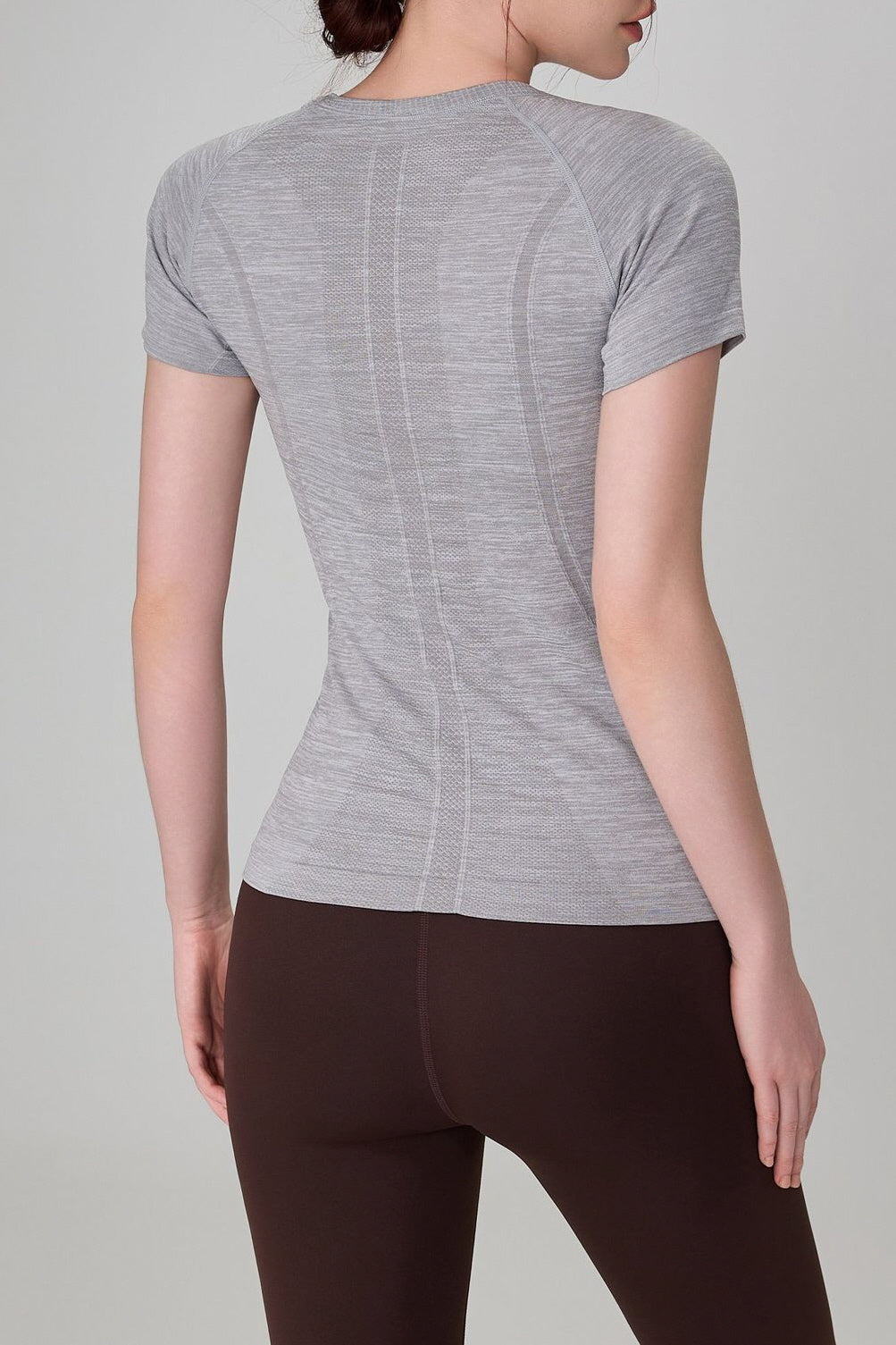 Shanti Seamless Breathable Tee