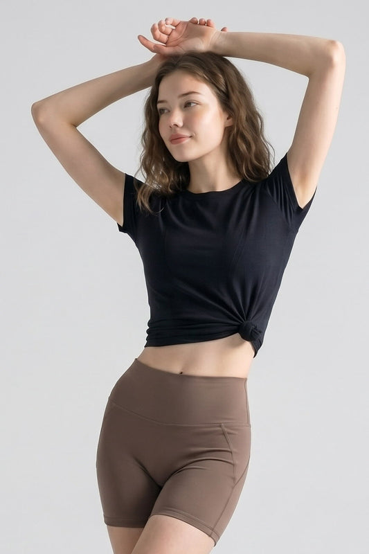 Shanti Seamless Breathable Tee
